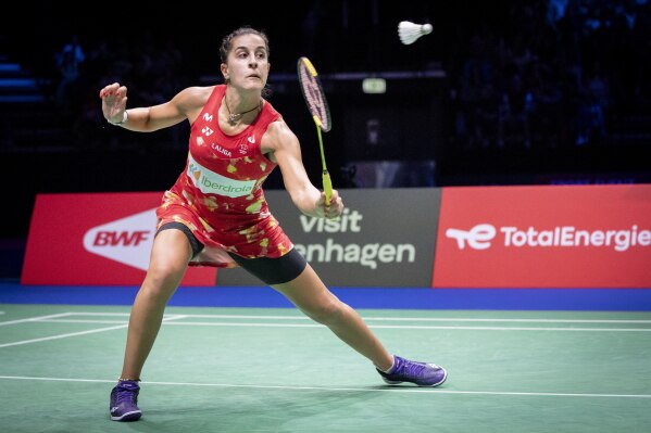 An and Kunlavut earn historic first titles at badminton worlds